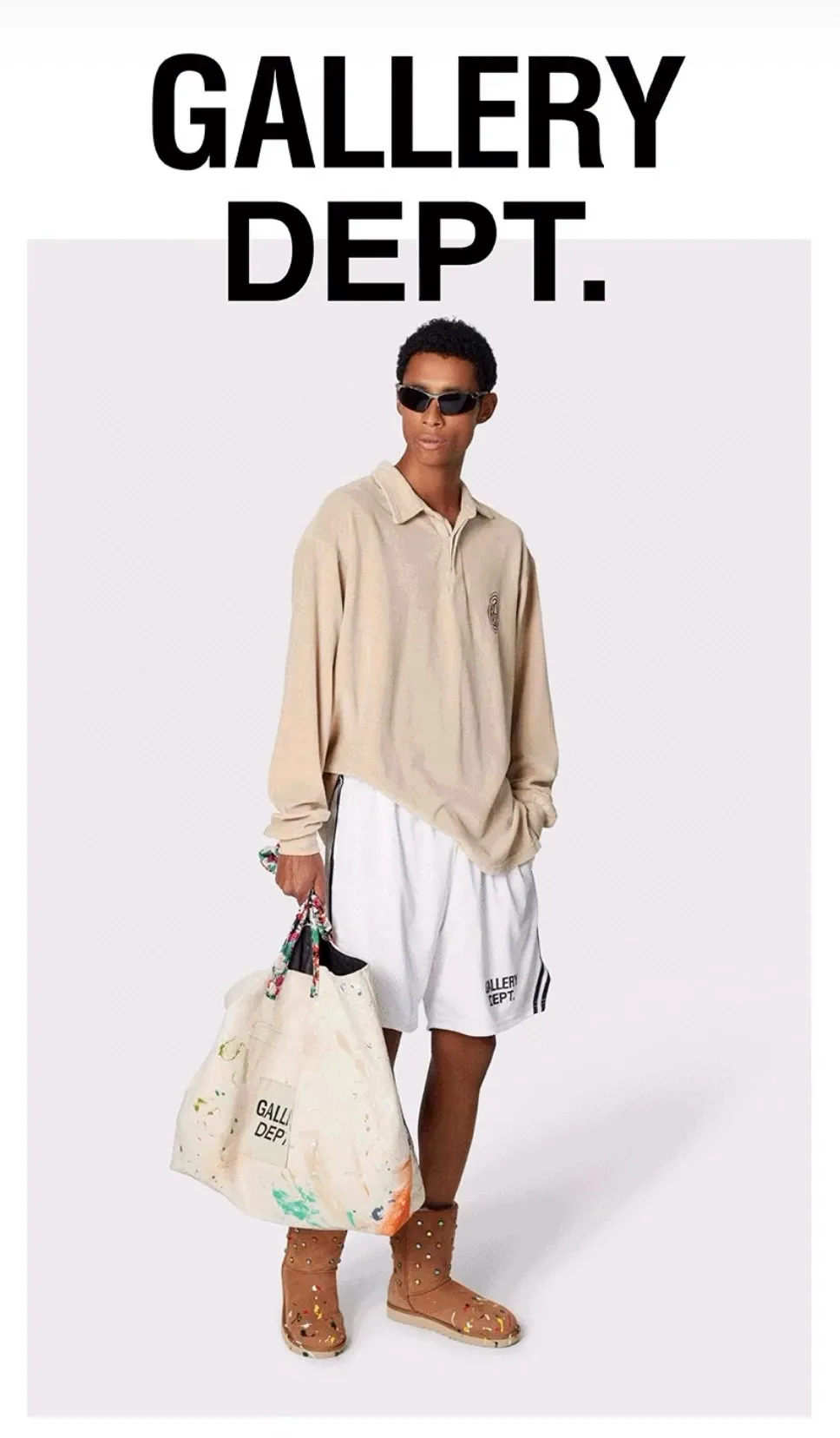 GALLERY DEPT. VENICE COURT SHORTS English mesh shorts Logo webbing wide-leg basketball shorts Black and white S-XL Original molding Loose wide-leg version American boys' first choice Breathable mesh fabric Superimposed soft material inside Comfortable and easy to match Custom-woven original consistent webbing/main mark/component wash mark Details are enlarged to follow